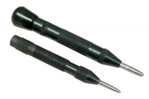 Automatický důlkovač Holzmann AK1
